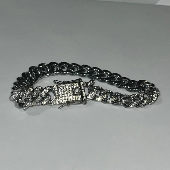 Silver-tone Men’s Chain Bracelet with Rhinestones - Picture 1 of 9